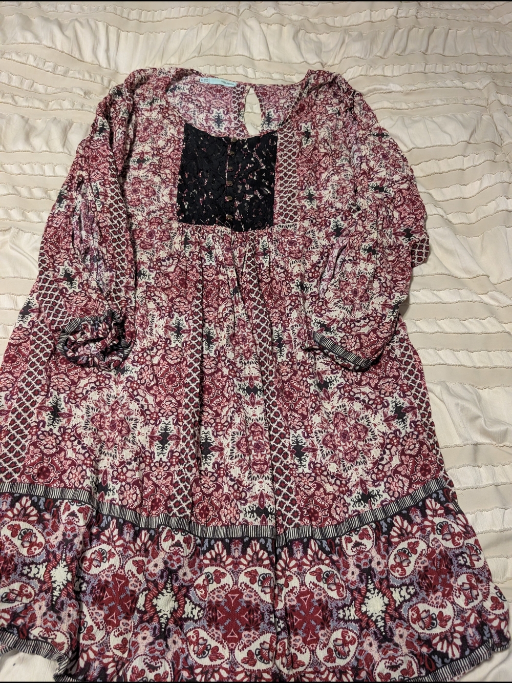 Maurices Burgundy Floral Casual Dress with Black Lace Yoke
